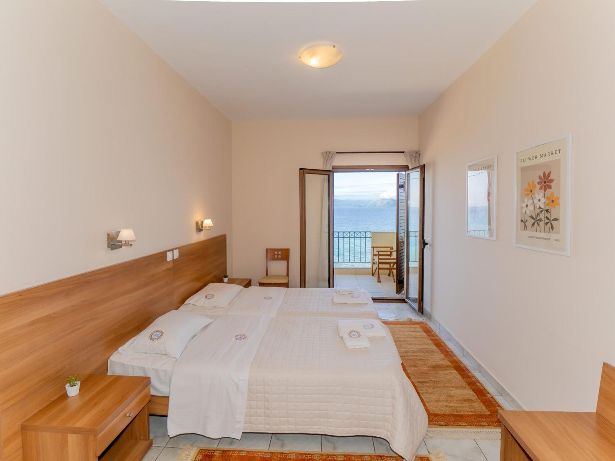 Sunset Hotel 3*