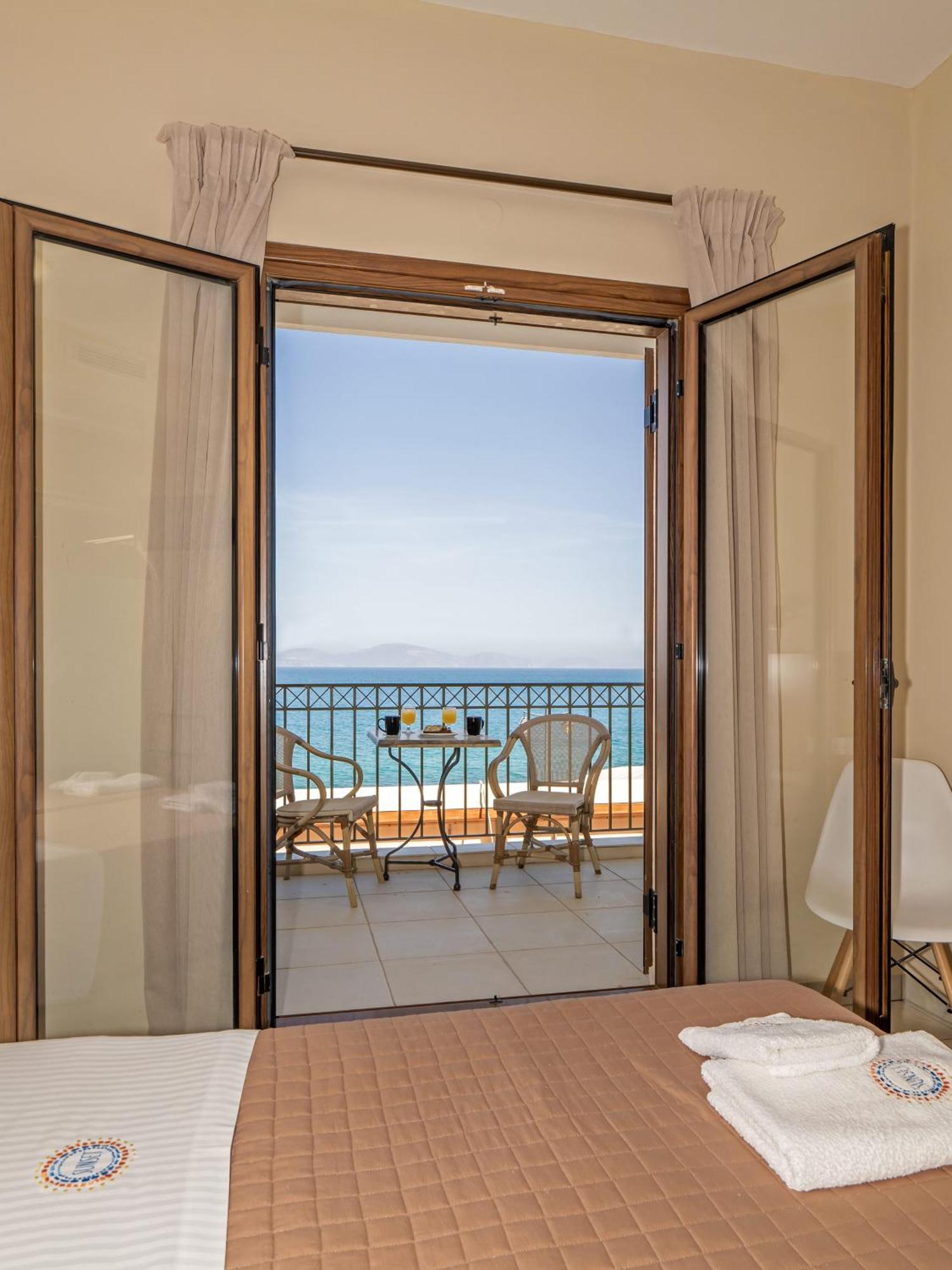 Hotel Sunset 3*